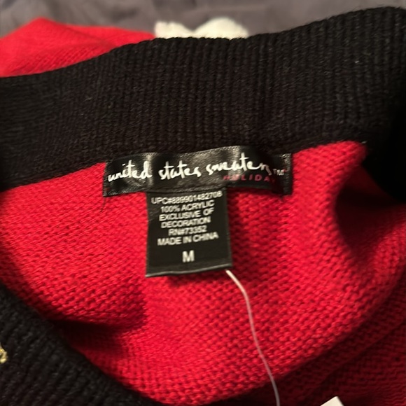 NWT Mrs. Claus sweater skirt medium 21 inches  long. - Picture 3 of 4